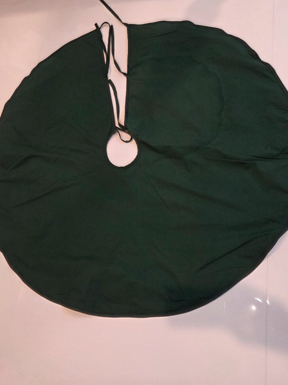 Vintage Christmas Tree Skirt - Picture 8 of 9